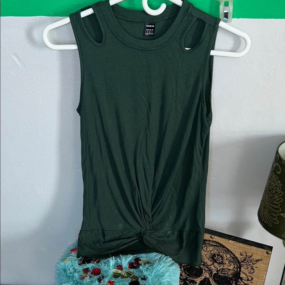 SHEIN Forest Green Twist Front Muscle Tee